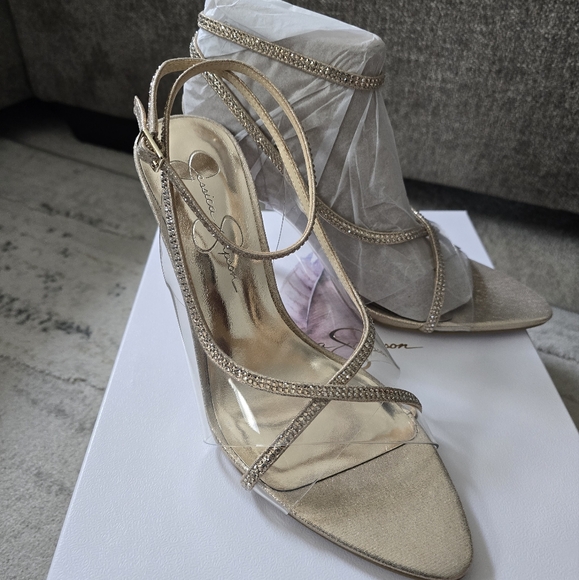 Jessica Simpson Gold Strappy Women's Heels - Picture 1 of 4